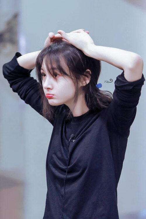 kaiyun体育综合-多特蒙德客场惜败，积分榜位置下滑，多特蒙德比赛分析