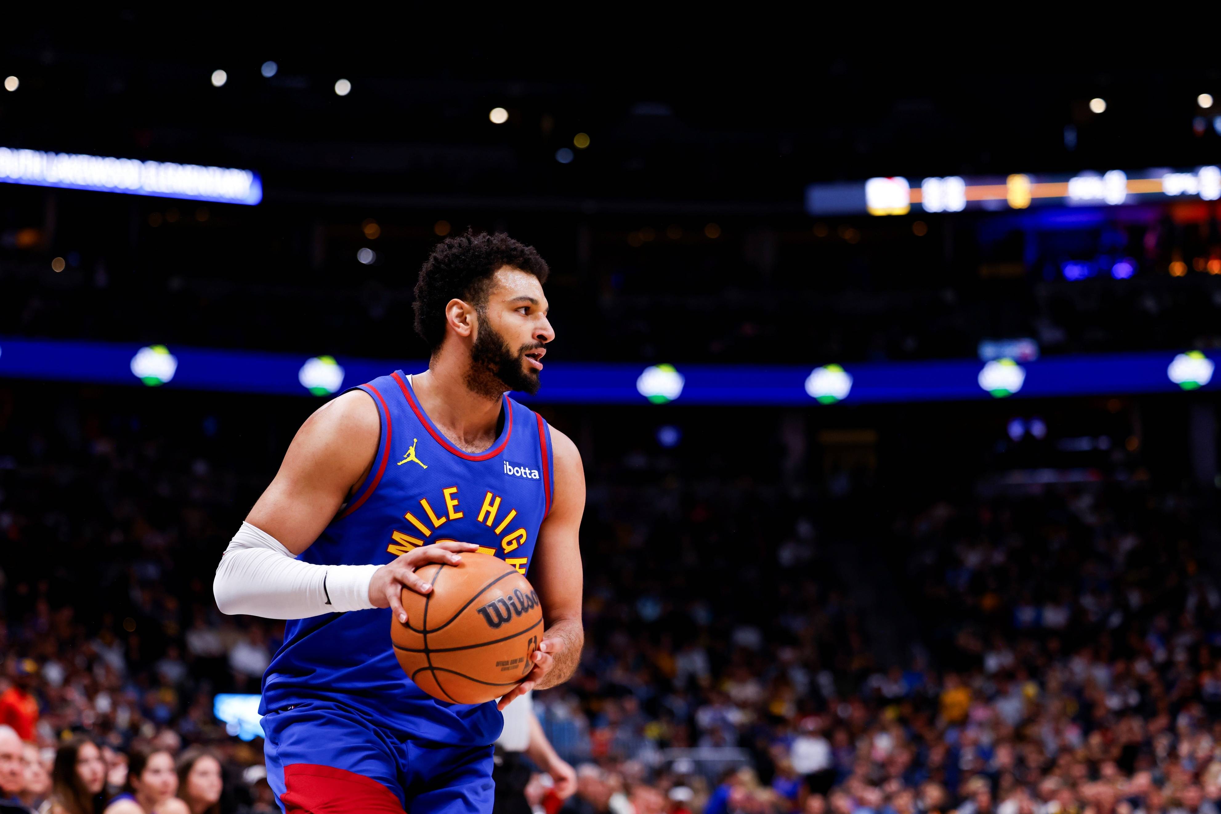 开云体育:掘金队约基奇:低调巨星,统治内线的简单介绍 开云体育:掘金队约基奇:低调巨星,统治内线的简单介绍