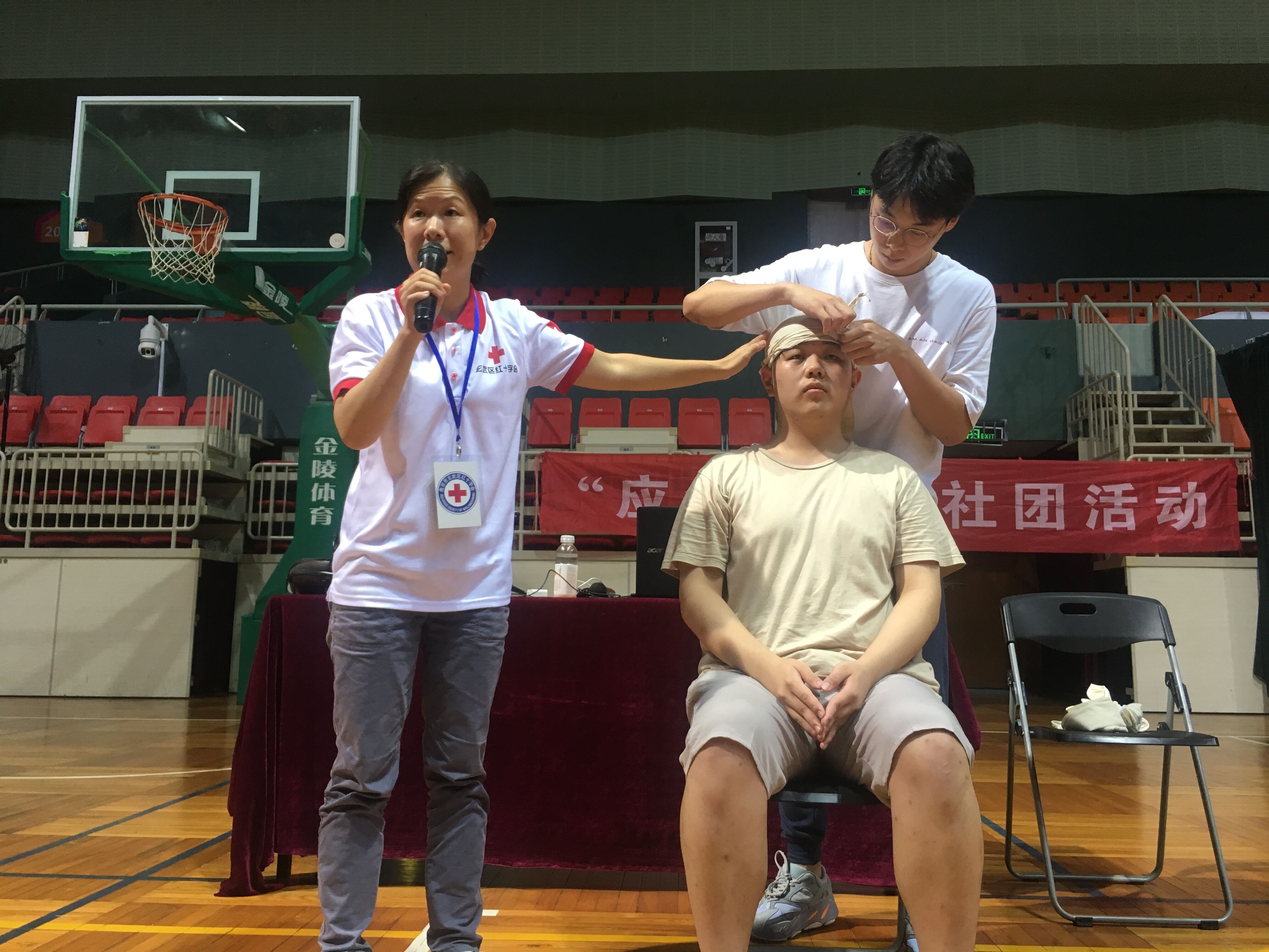 包含开云体育:中国篮球运动员伤病预防讲座举办,普及健康知识的词条 包含开云体育:中国篮球运动员伤病预防讲座举办,普及健康知识的词条