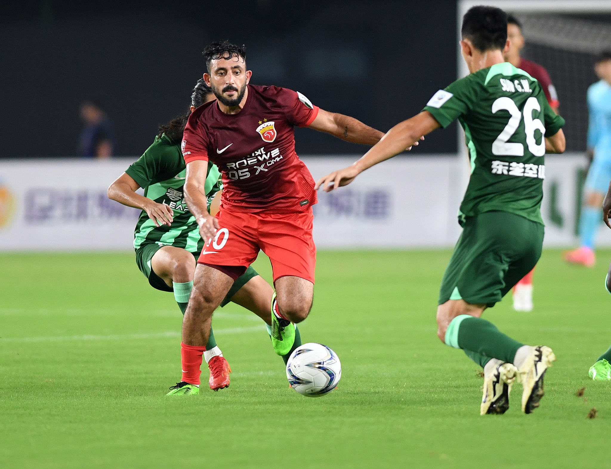 包含开云体育:上海海港队引援策略分析:内外援结合,打造冠军阵容的词条 包含开云体育:上海海港队引援策略分析:内外援结合,打造冠军阵容的词条